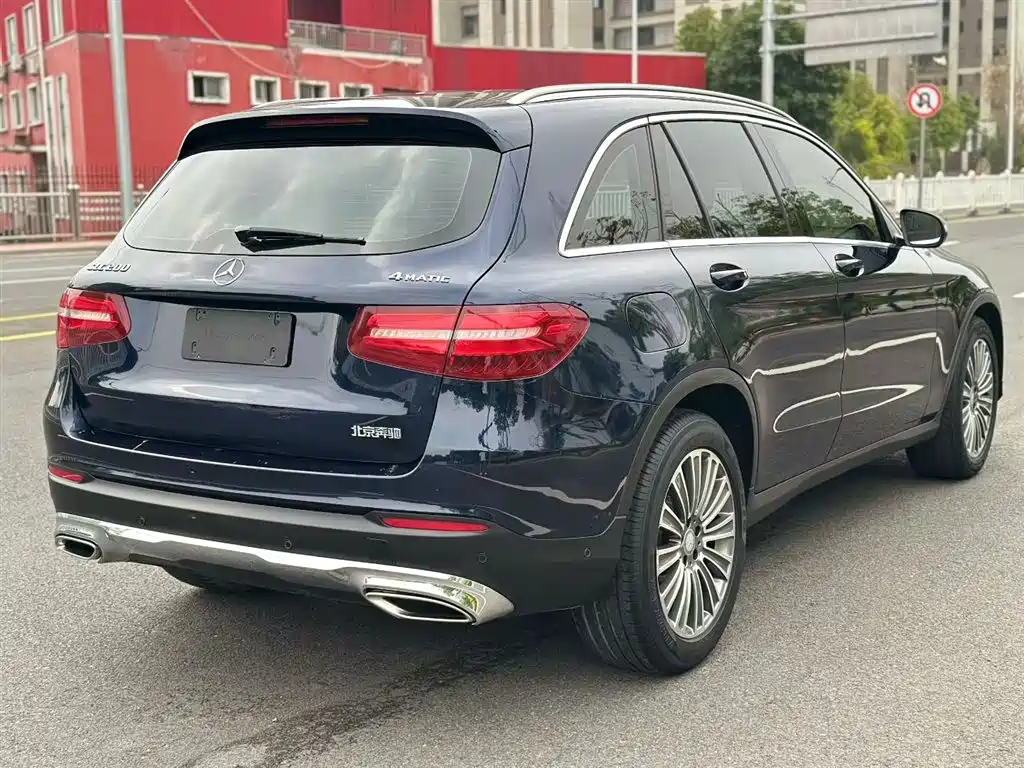 Mercedes-Benz GLC 2016 — фото 8