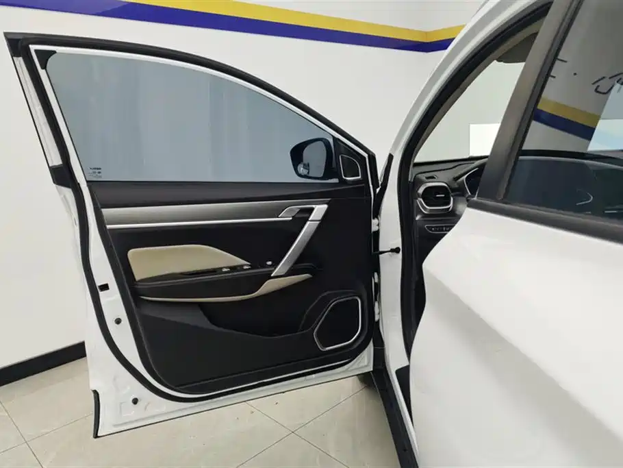 Geely Binyue 2020