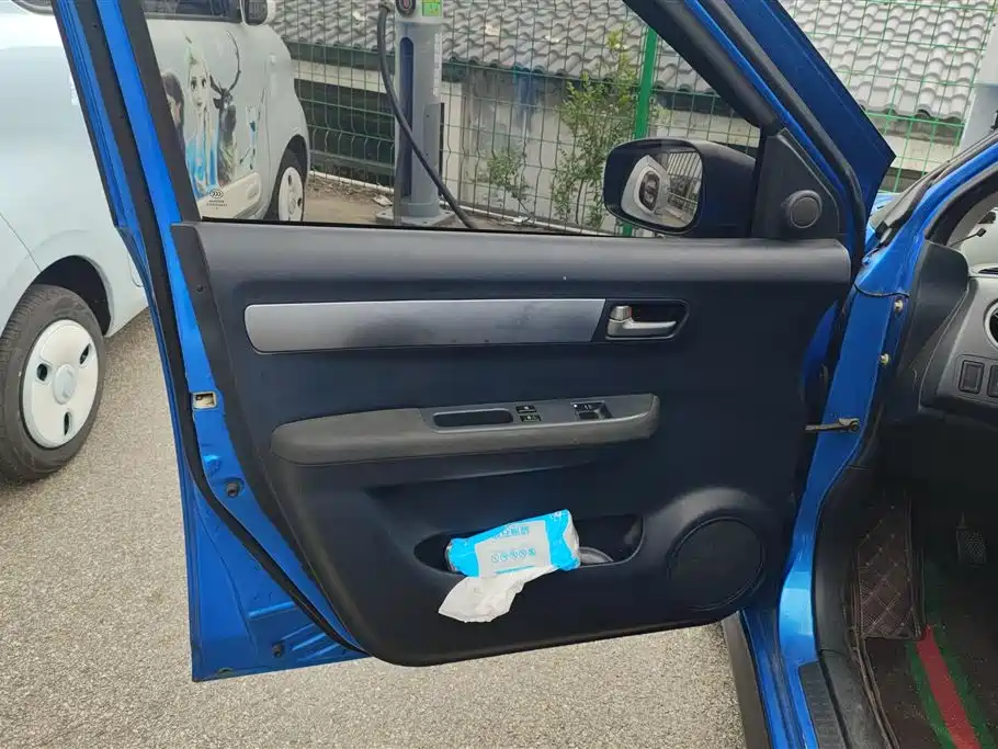 Suzuki Swift 2012
