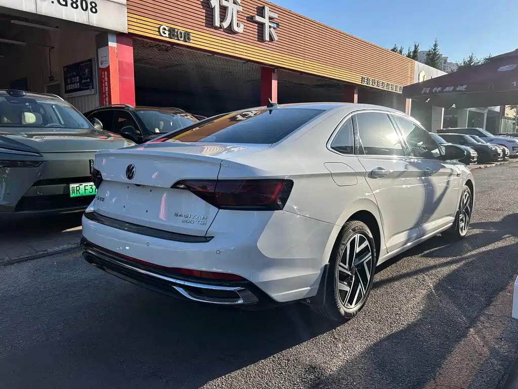Volkswagen Sagitar 2025