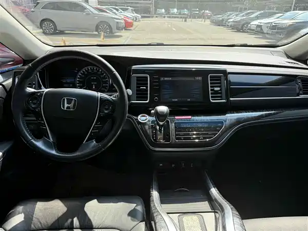 Honda Elysion 2019