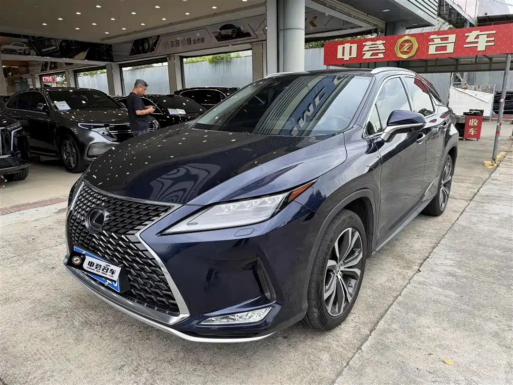 Lexus RX 2019 — фото 1