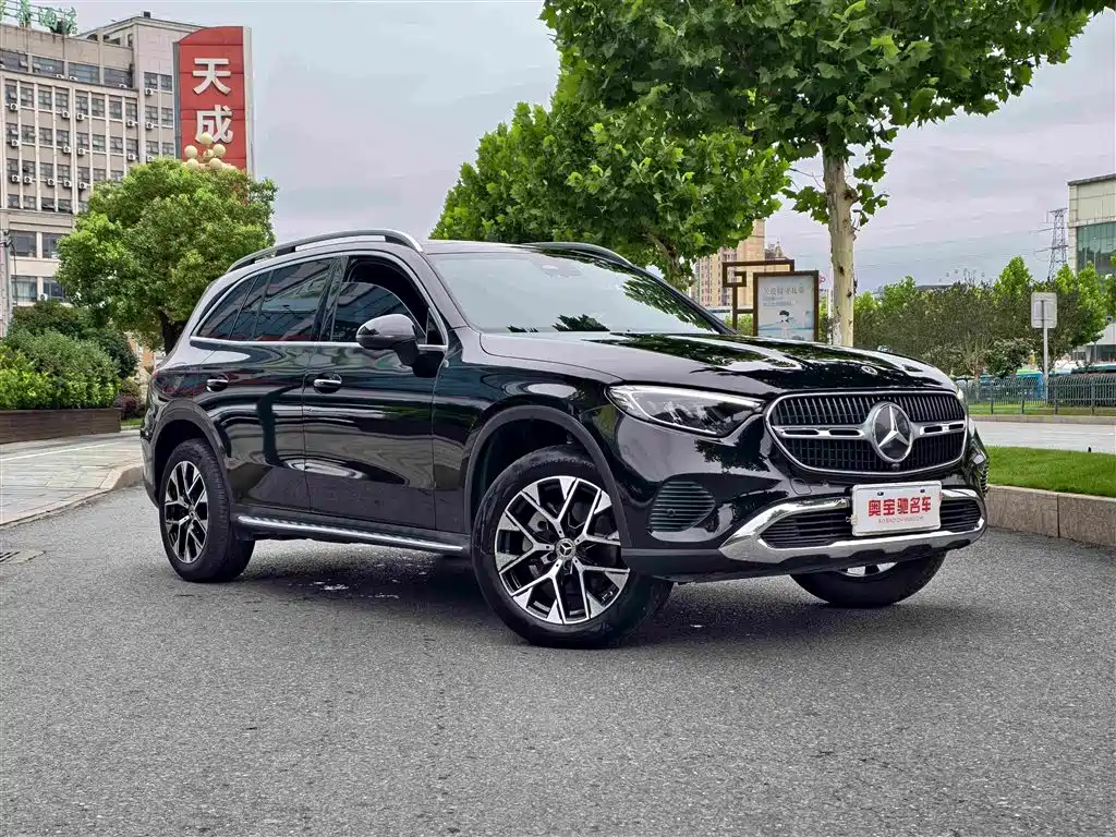 Mercedes-Benz GLC 2023 — фото 3