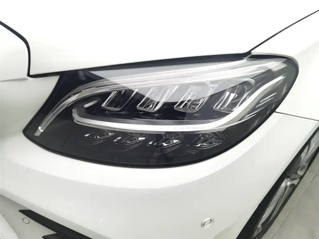 Mercedes-Benz C-Class 2018