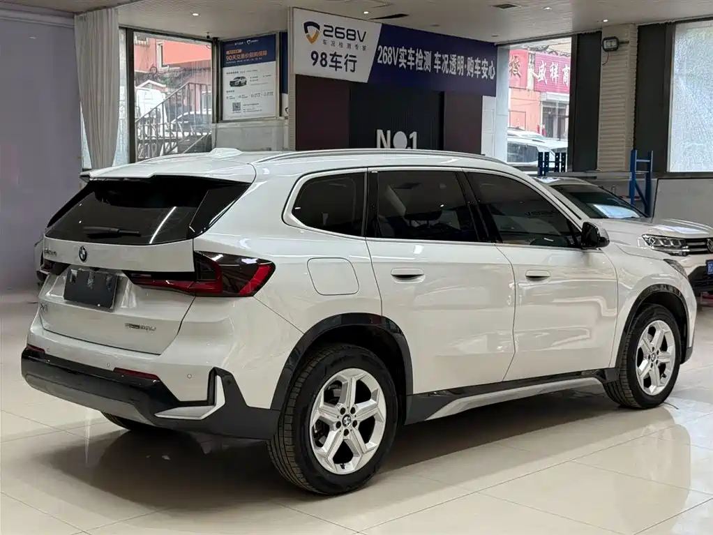 BMW X1 2023 — фото 4