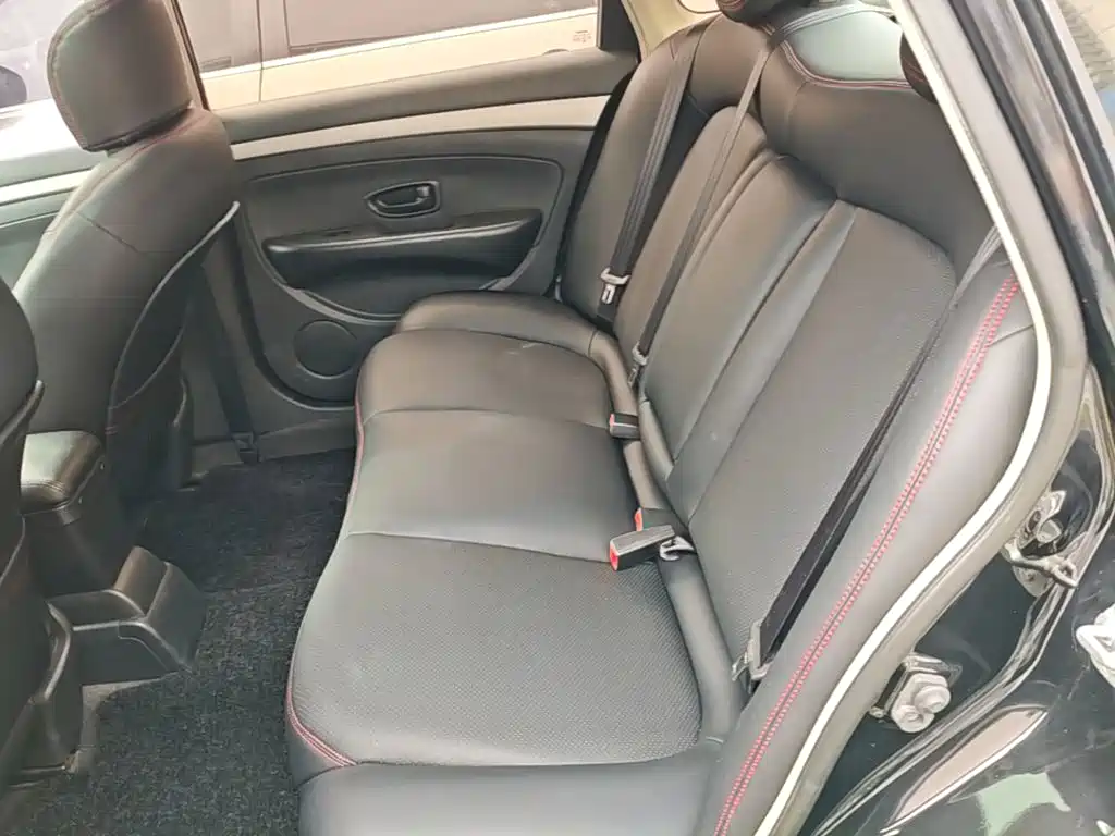 Nissan Sylphy 2019 — фото 17