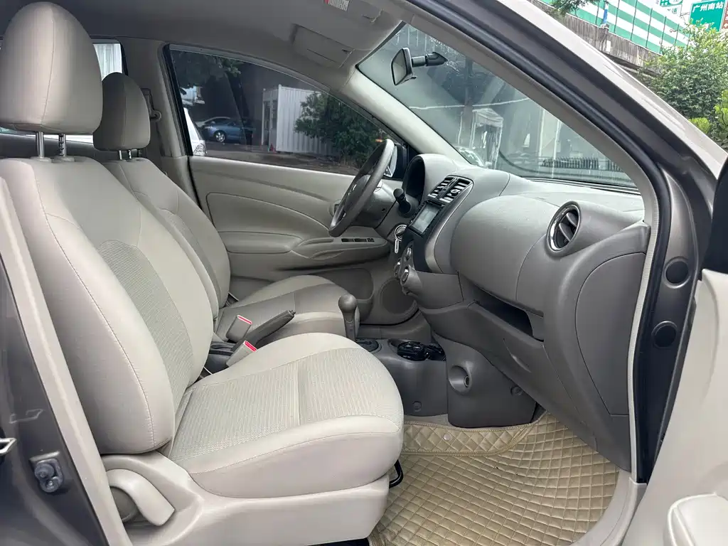 Nissan Sunny 2013 — фото 16