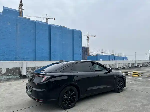 Arcfox Alpha S 2022