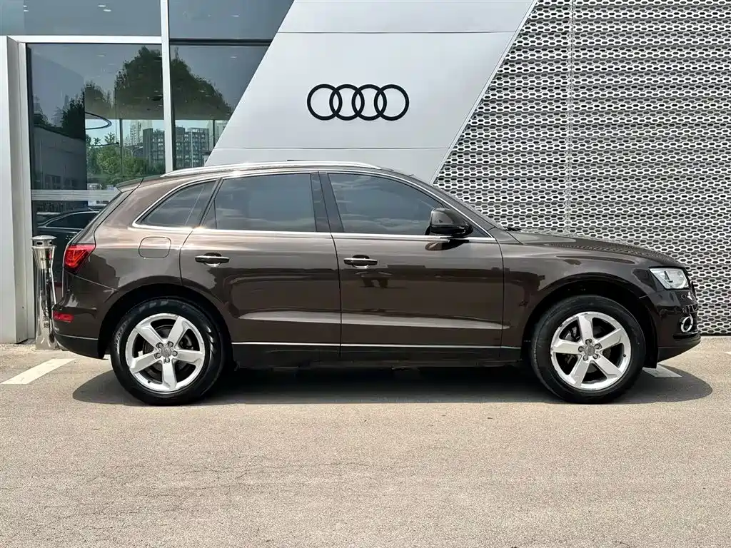 Audi Q5 2016 — фото 11
