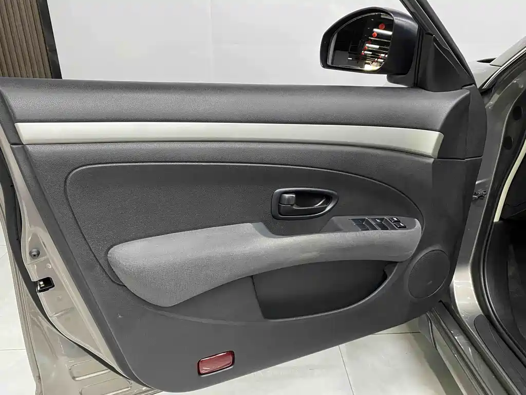 Nissan Sylphy 2017 — фото 17