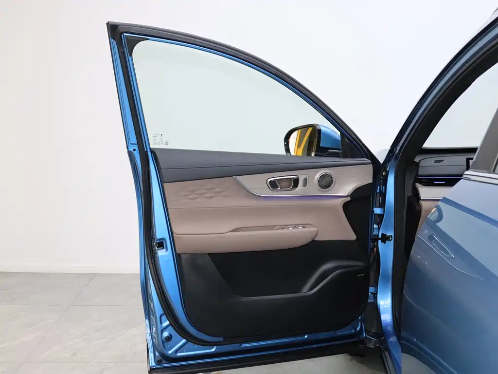 Chery Tiggo 8 PLUS C-DM 2025 — фото 14