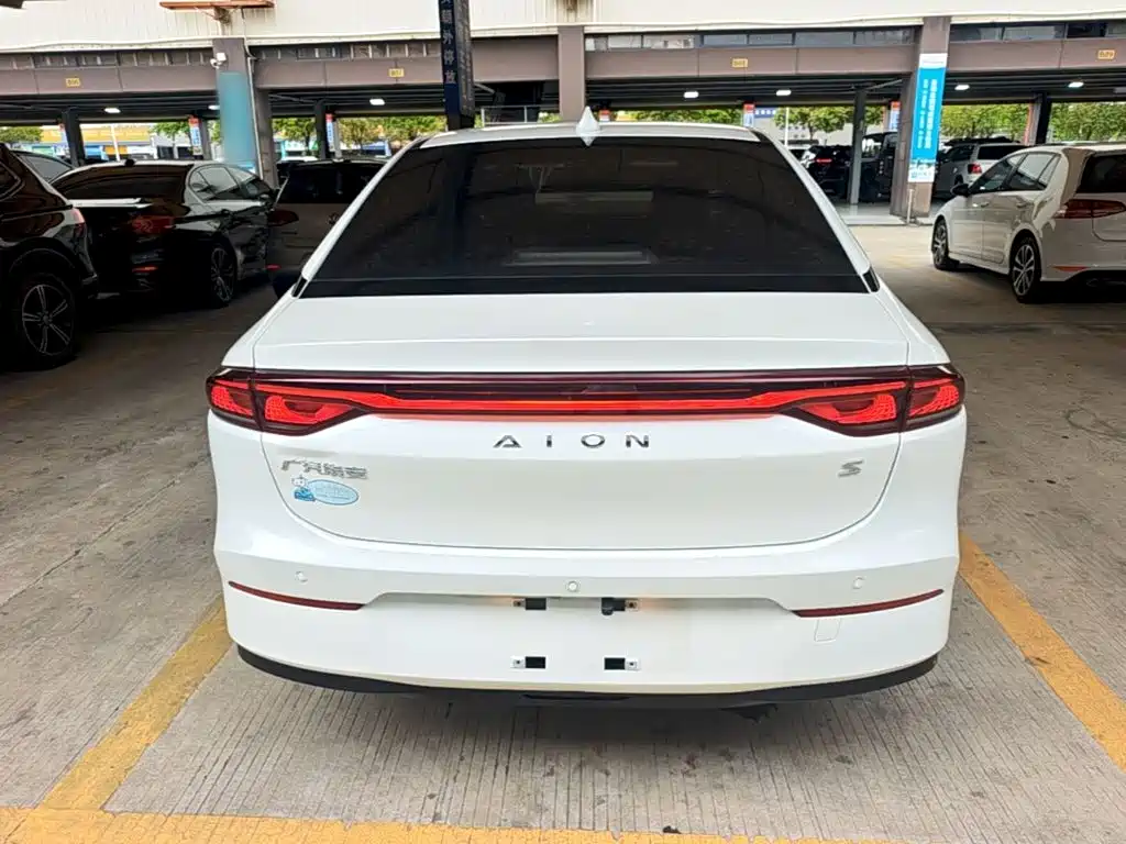 Aion S 2023