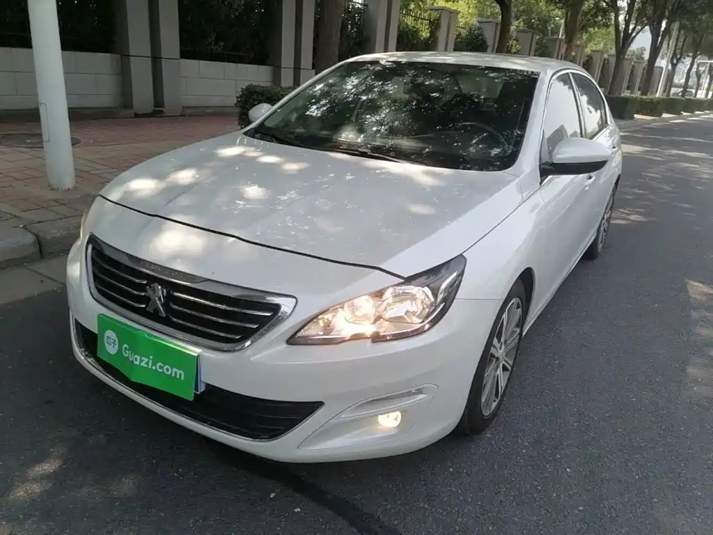 Peugeot 408 2015
