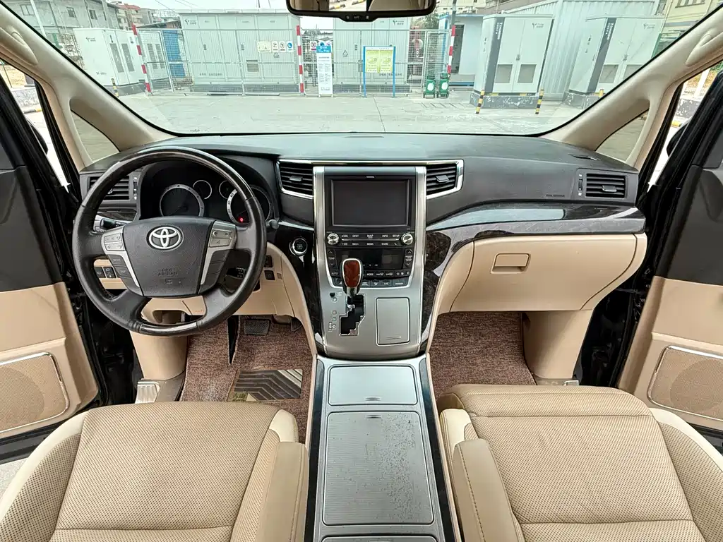 Toyota Alphard 2014 — фото 6