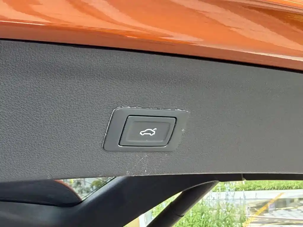 Audi Q3 2017 — фото 10
