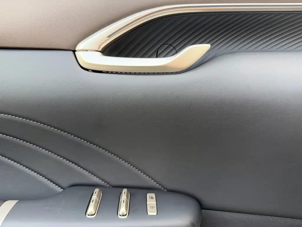 Changan Escape 2025 — фото 28