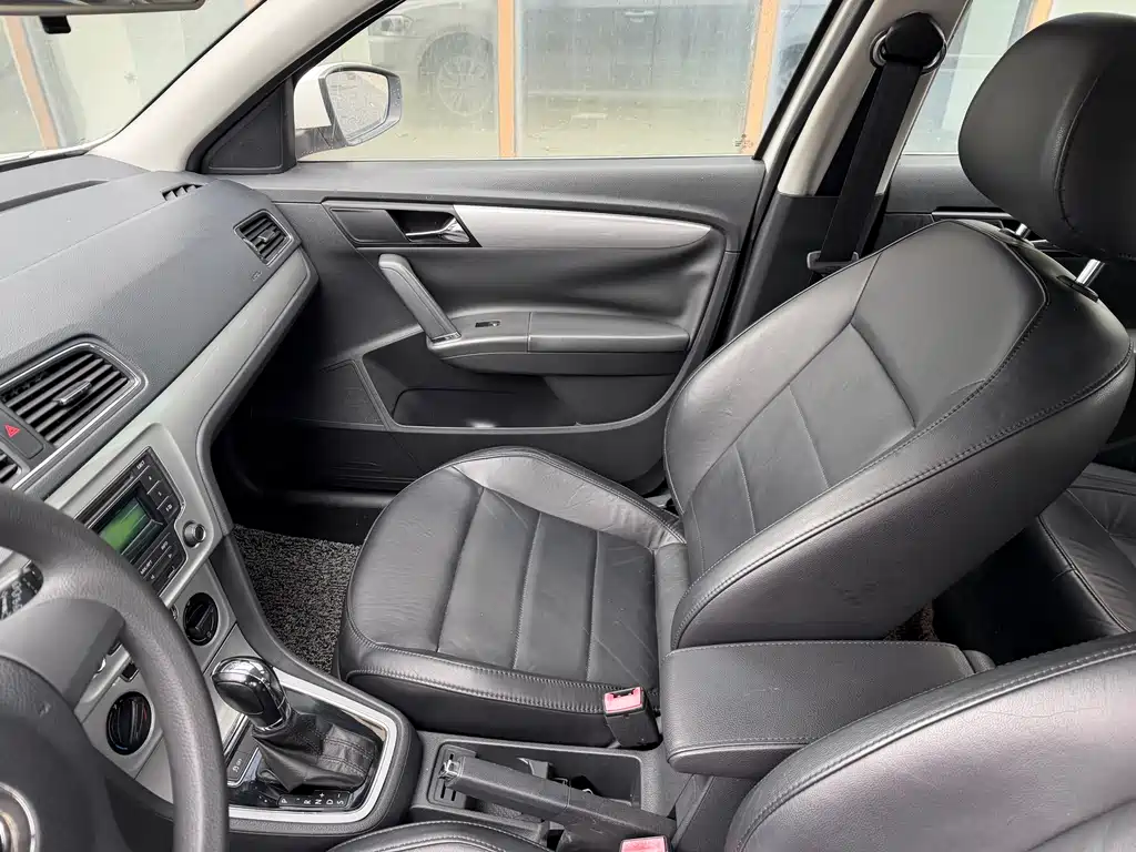 Volkswagen Gran Lavida 2013