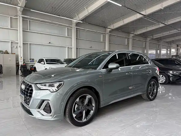 Audi Q3 2022
