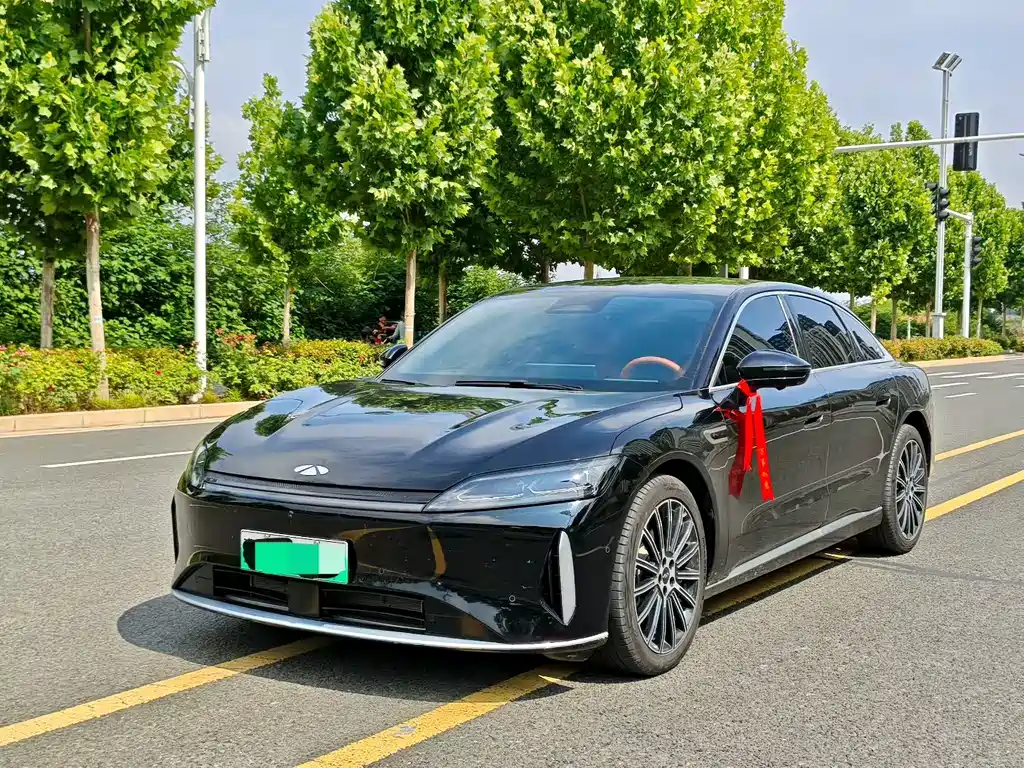 Chery Fengyun A9L 2025 — фото 1