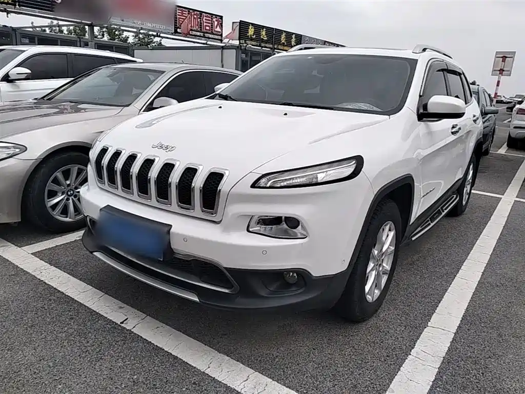 Jeep Cherokee 2017 — фото 2