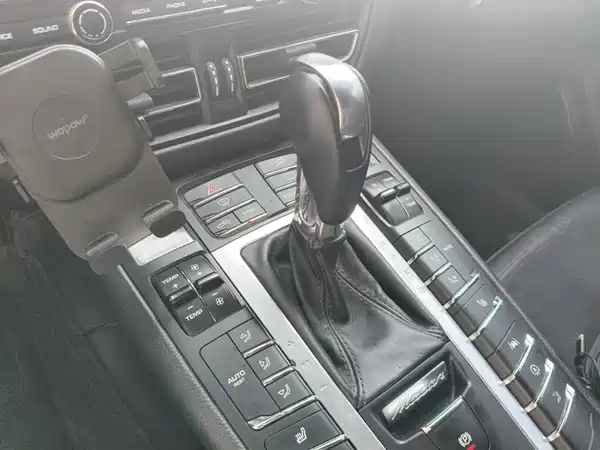 Porsche Macan 2019
