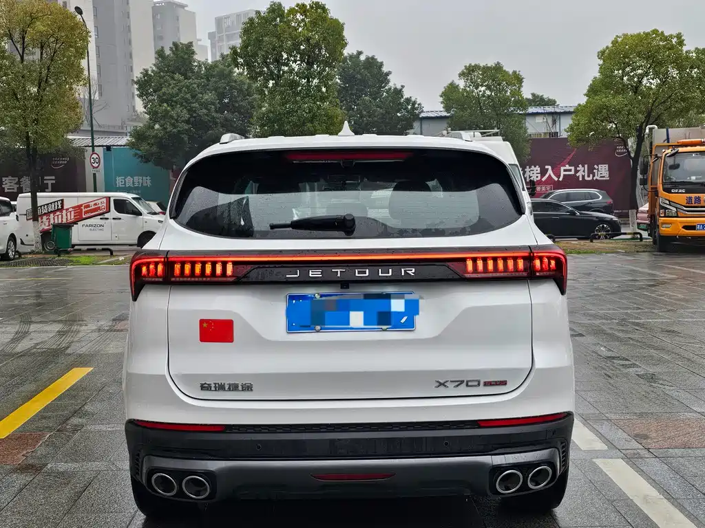 Jetour X70 PLUS 2021 — фото 12