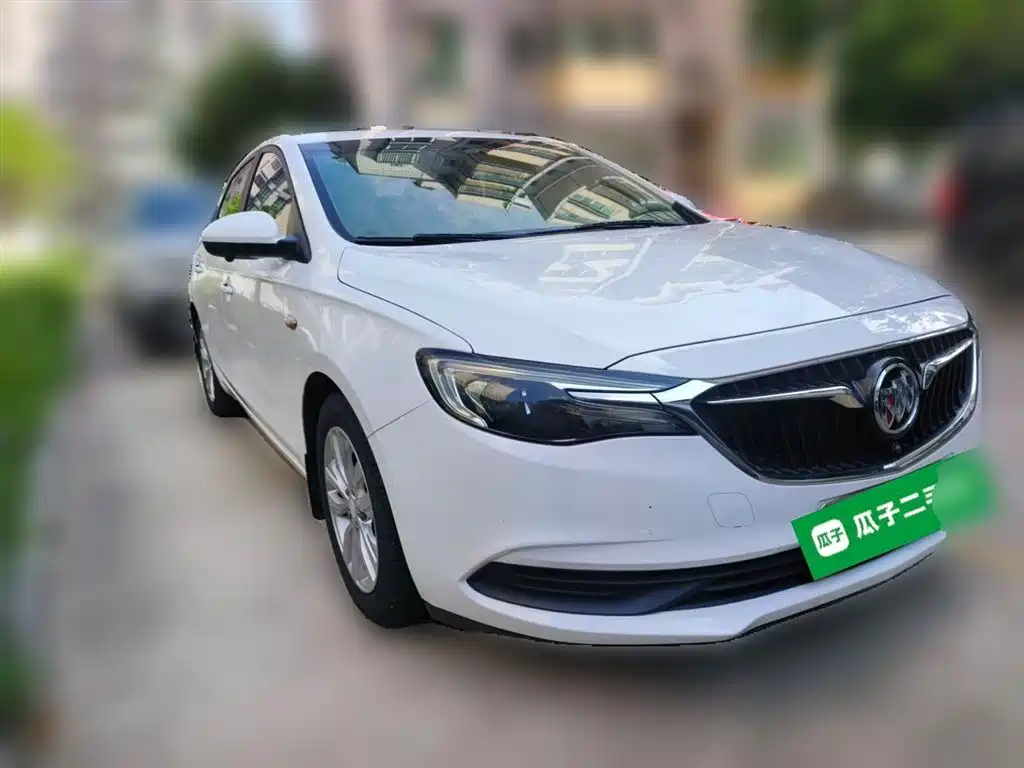 Buick Excelle 2019 — фото 9