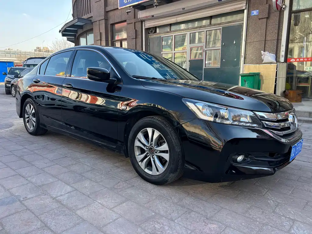 Honda Accord 2015 — фото 3