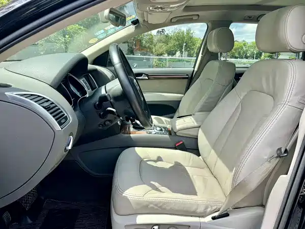 Audi Q7 2010