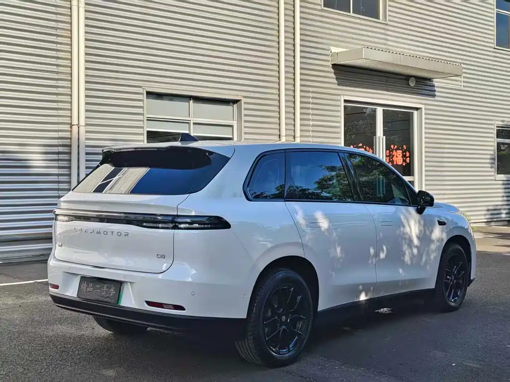 Leapmotor C10 2025 — фото 9