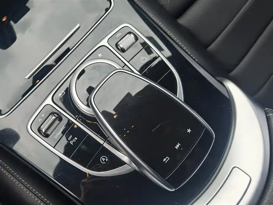 Mercedes-Benz C-Class 2017 — фото 15