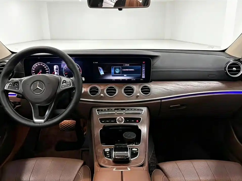 Mercedes-Benz E-Class 2018 — фото 5