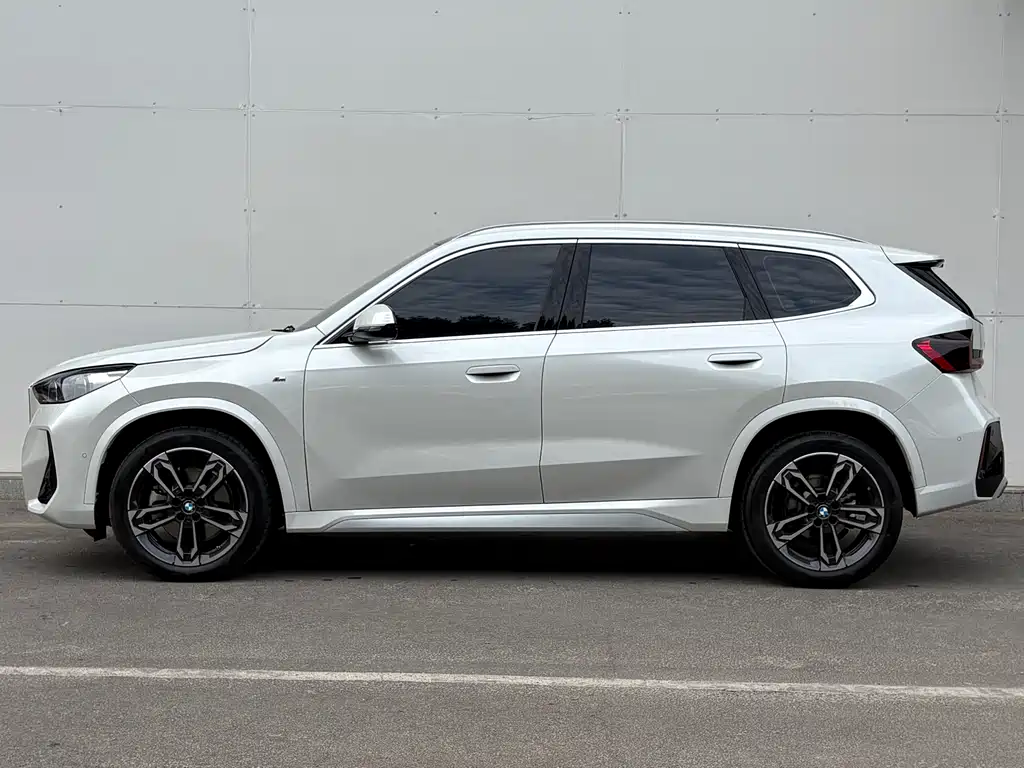BMW X1 2025