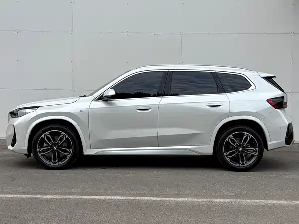 BMW X1 2025