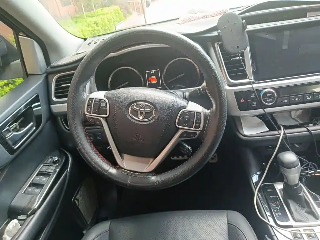 Toyota Highlander 2019