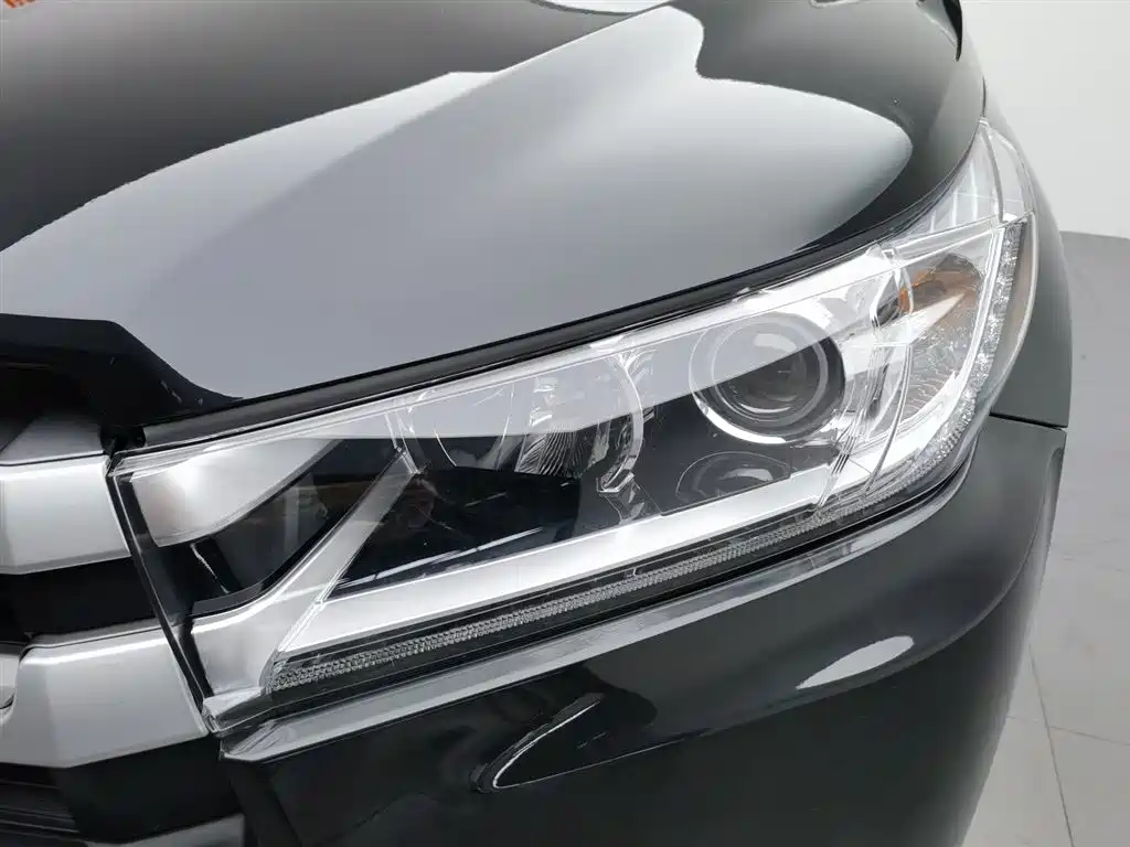 Toyota Highlander 2021 — фото 7