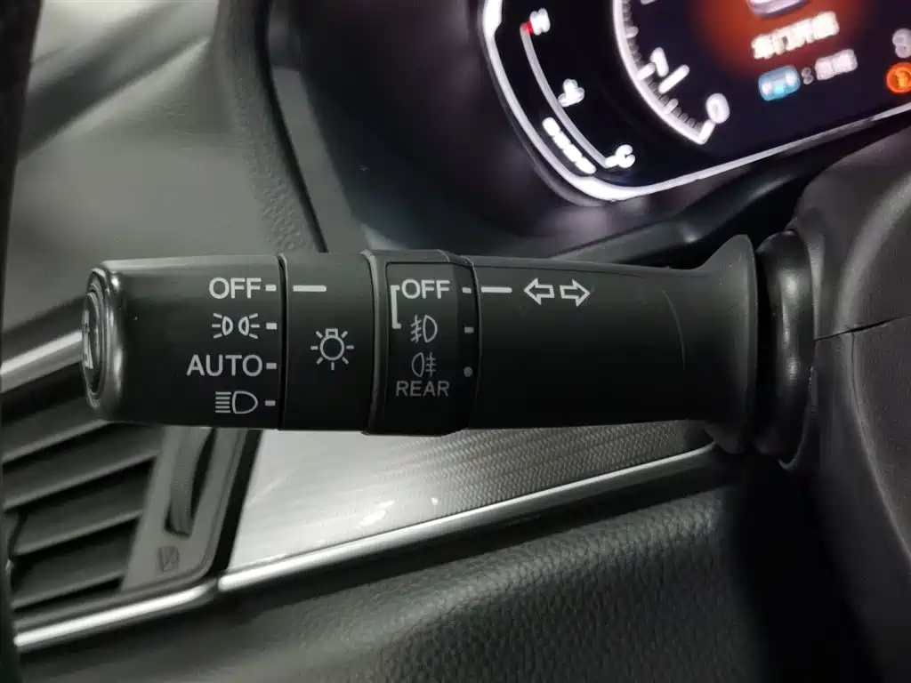 Honda Accord 2019 — фото 21
