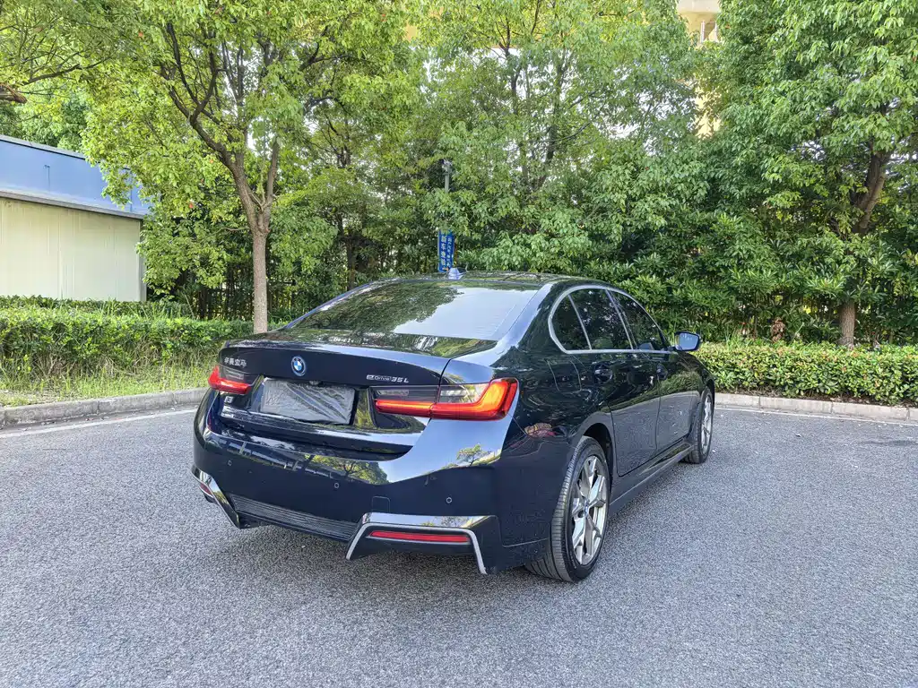 BMW i3 2023 — фото 7