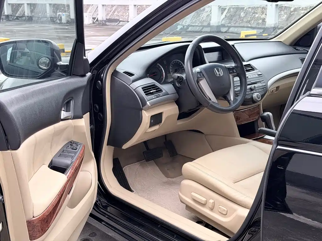 Honda Accord 2012