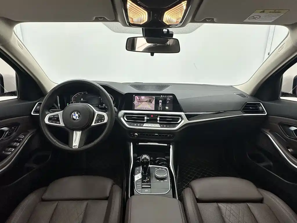 BMW 3 Series 2022 — фото 10