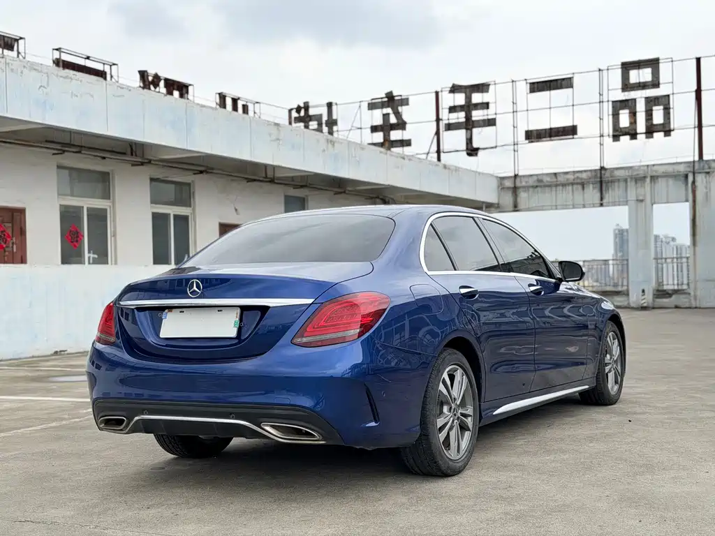 Mercedes-Benz C-Class 2019 — фото 11