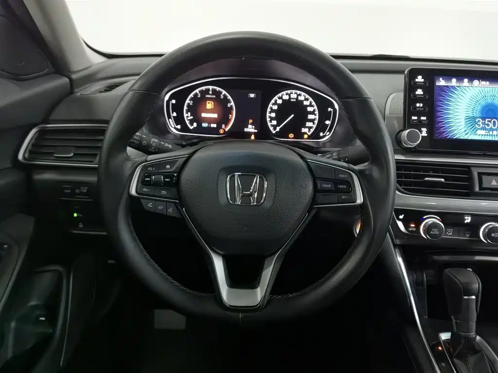 Honda Accord 2019 — фото 11
