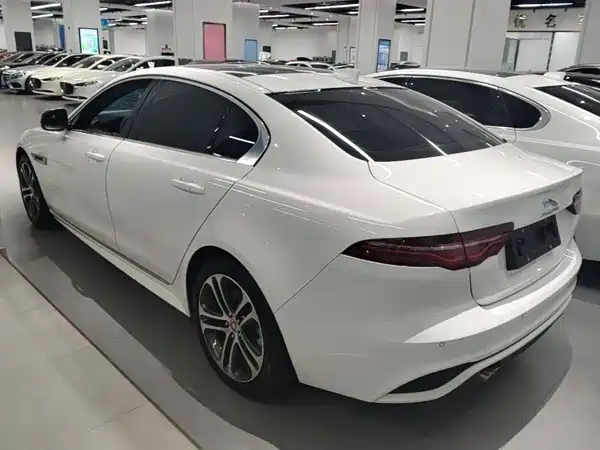 Jaguar XEL 2024