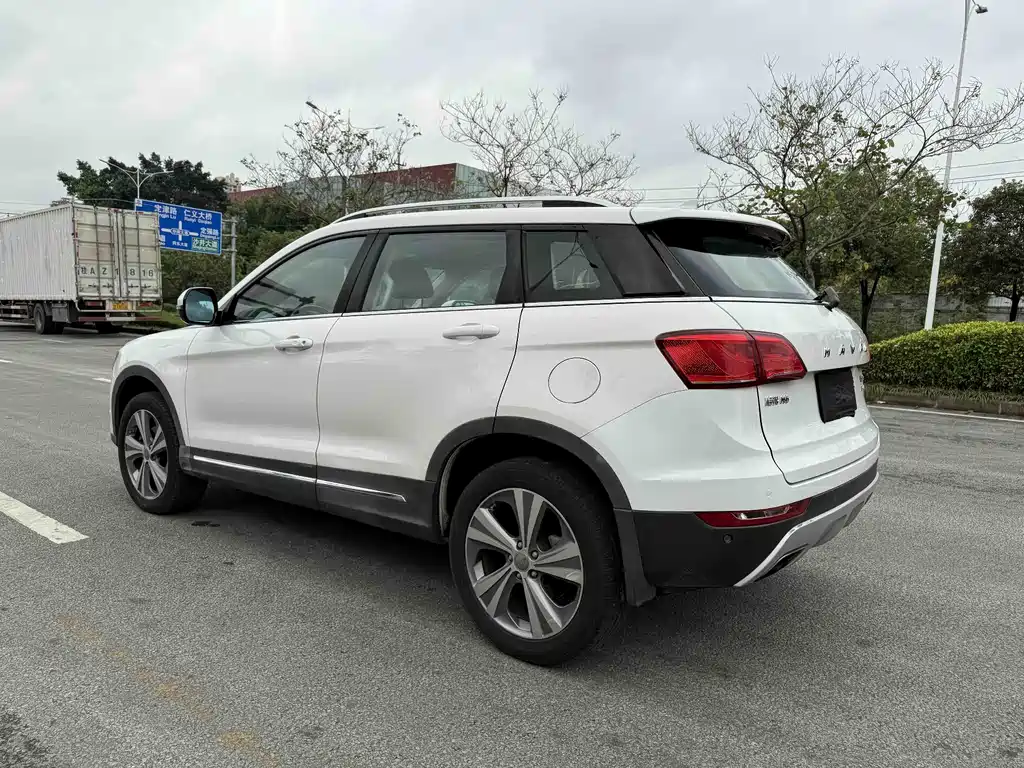 Haval H6 Coupe 2015 — фото 9