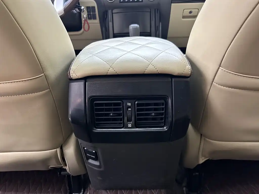 Toyota Prado 2018 — фото 12