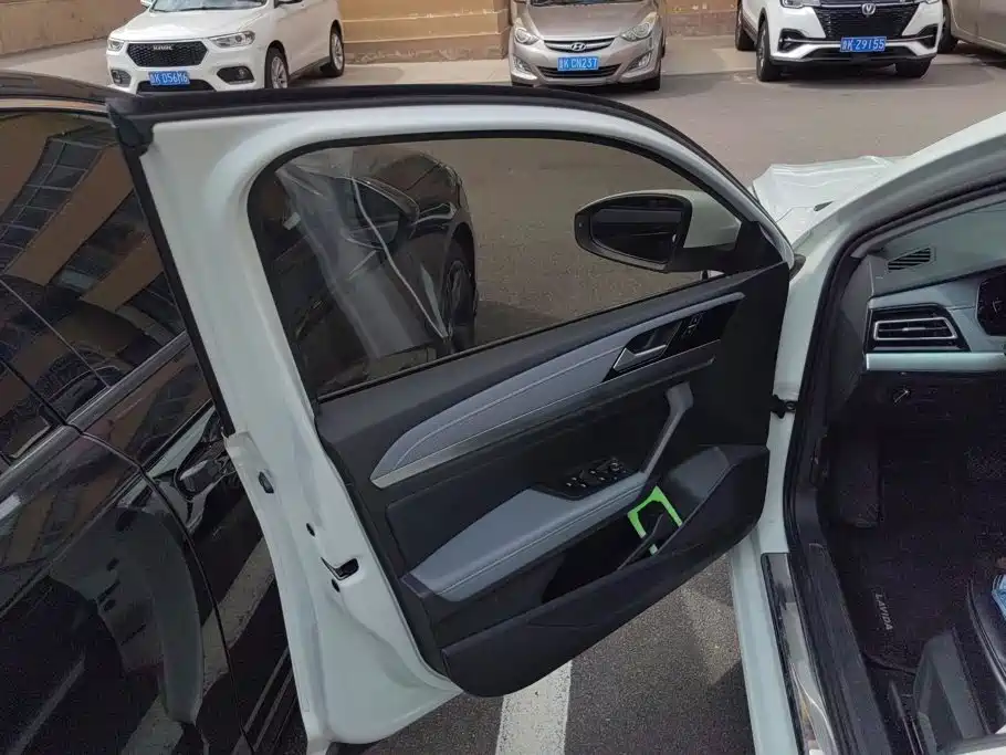 Volkswagen Lavida 2022