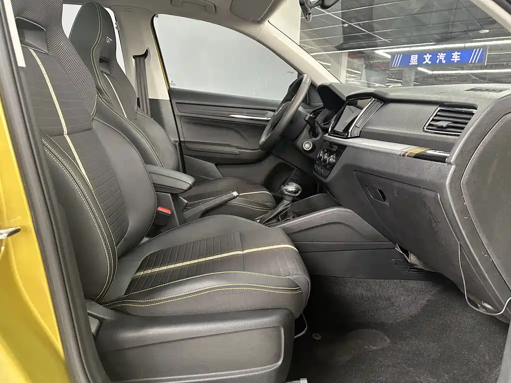 Skoda Kamiq 2020 — фото 12