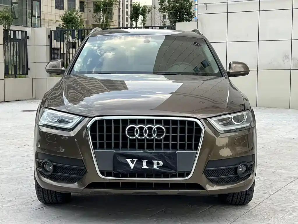 Audi Q3 2014 — фото 2