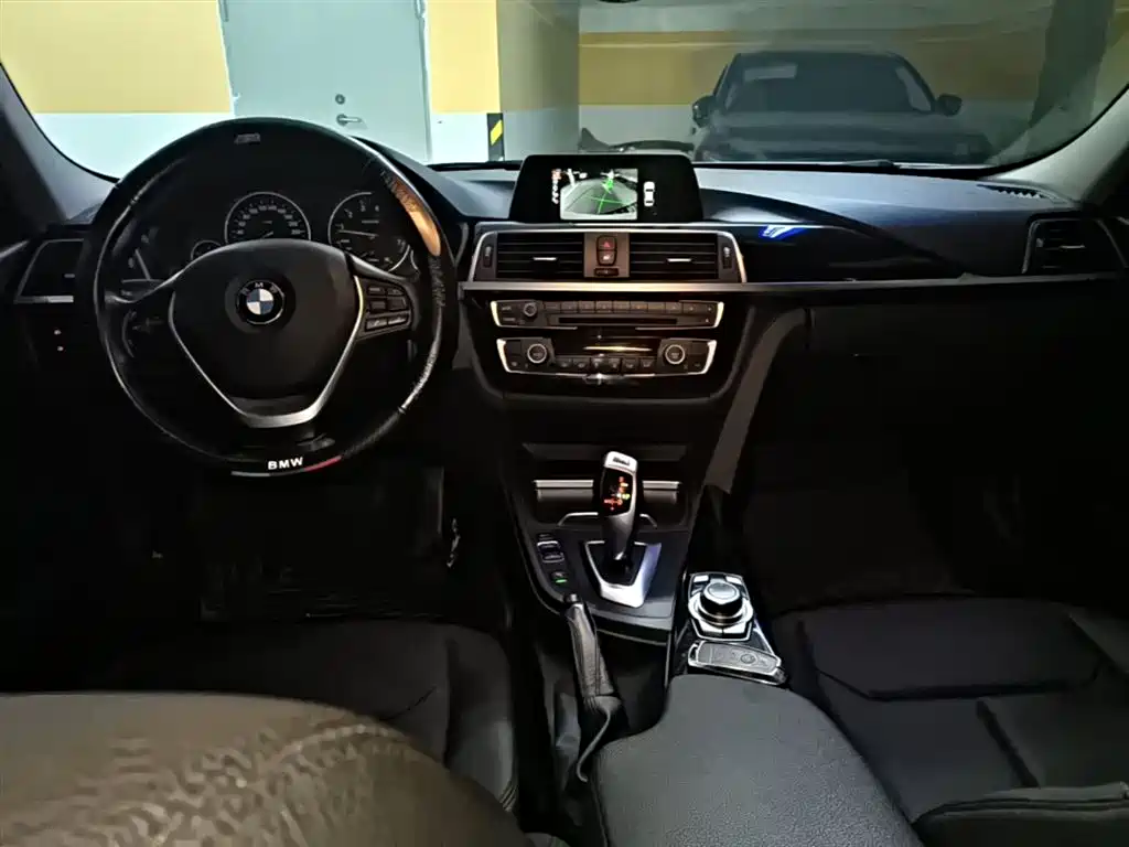 BMW 3 Series 2016 — фото 10