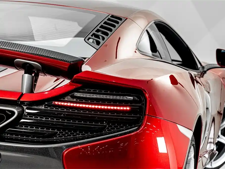 McLaren 650S 2017 — фото 13